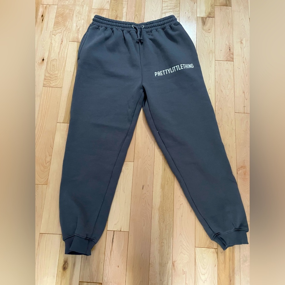 Grey Sweatpants From Pretty Little Thing